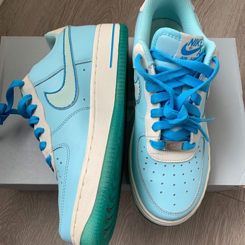 Nike Air Force 1 glacier ice shoe.
